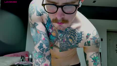 Max online show from 30, 11, 2025