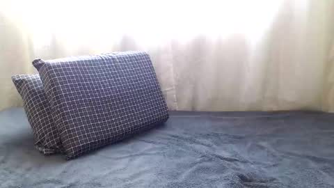 Snapshot of white_sport chatting on 25, 2, 2025 Tom online show from 25, 2, 2025