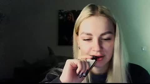 Snapshot of whitehex666 chatting on 3, 12, 2025 whitehex666 online show from 3, 12, 2025