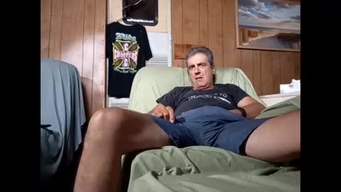 Snapshot of whitelion67 chatting on 4, 12, 2025 whitelion67 online show from 4, 12, 2025