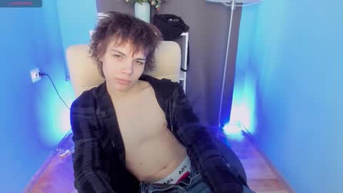 Snapshot of whiterabbit342 chatting on 2, 11, 2025 Geoffrey online show from 2, 11, 2025