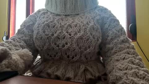 whitesweater online show from 11, 2, 2026