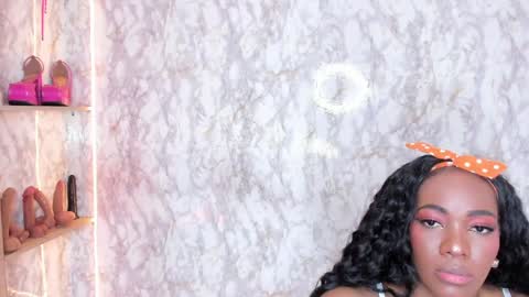 whitneyyfox online show from 9, 1, 2025