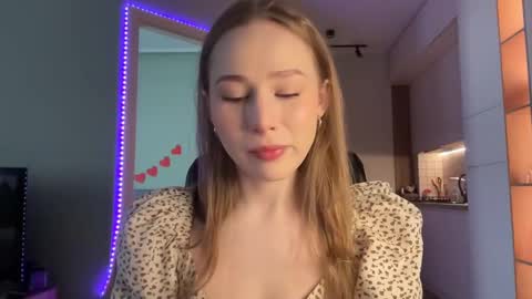 Snapshot of whoisalisa chatting on 16, 12, 2024 Alisa online show from 16, 12, 2024