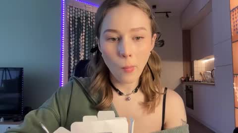 Snapshot of whoisalisa chatting on 11, 1, 2025 Alisa online show from 11, 1, 2025