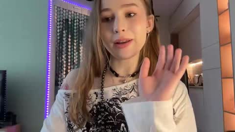 Snapshot of whoisalisa chatting on 15, 1, 2025 Alisa online show from 15, 1, 2025