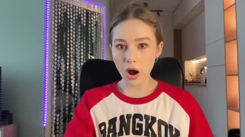 Snapshot of whoisalisa chatting on 16, 1, 2025 Alisa online show from 16, 1, 2025