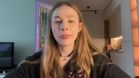 Snapshot of whoisalisa chatting on 21, 1, 2025 Alisa online show from 21, 1, 2025