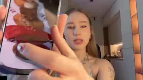 Snapshot of whoisalisa chatting on 28, 2, 2025 Alisa online show from 28, 2, 2025