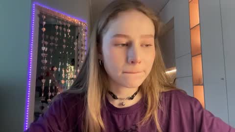 Snapshot of whoisalisa chatting on 7, 3, 2025 Alisa online show from 7, 3, 2025