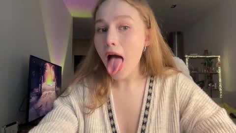 Snapshot of whoisalisa chatting on 29, 9, 2025 Alisa online show from 29, 9, 2025