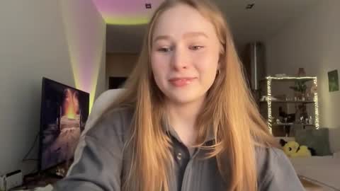 Snapshot of whoisalisa chatting on 26, 11, 2025 Alisa online show from 26, 11, 2025