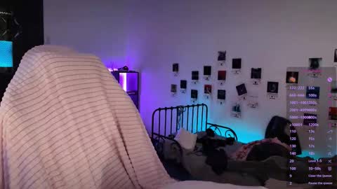 Snapshot of whysosweet chatting on 11, 2, 2026 iggy iggz online show from 11, 2, 2026