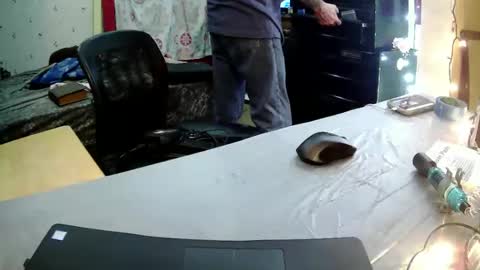 Snapshot of wichitawes chatting on 16, 11, 2025 Wichita Wes online show from 16, 11, 2025