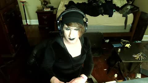 Snapshot of wienerlady chatting on 12, 1, 2025 Countess of Hotdogs online show from 12, 1, 2025
