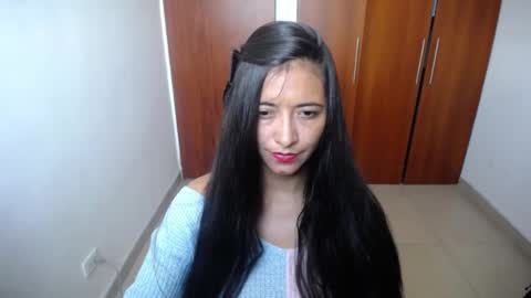 Snapshot of wifhot chatting on 7, 1, 2025 Ilauren online show from 7, 1, 2025