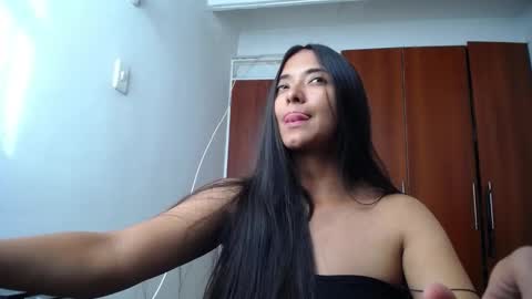 Snapshot of wifhot chatting on 17, 10, 2025 Ilauren online show from 17, 10, 2025