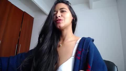 Snapshot of wifhot chatting on 7, 1, 2026 Ilauren online show from 7, 1, 2026