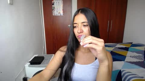 Snapshot of wifhot chatting on 12, 2, 2026 Ilauren online show from 12, 2, 2026