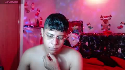 Snapshot of wiilliam_20 chatting on 4, 12, 2024 wiilliam online show from 4, 12, 2024