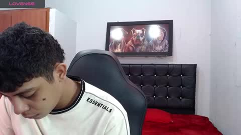 Snapshot of wiilliam_20 chatting on 3, 2, 2025 wiilliam online show from 3, 2, 2025