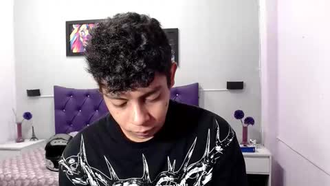 Snapshot of wiilliam_20 chatting on 17, 10, 2025 wiilliam online show from 17, 10, 2025