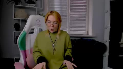 wild_berry_soul online show from 20, 10, 2025