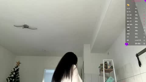 Snapshot of wildahankin chatting on 17, 10, 2025 Mia online show from 17, 10, 2025