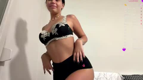 Mia online show from 15, 12, 2025