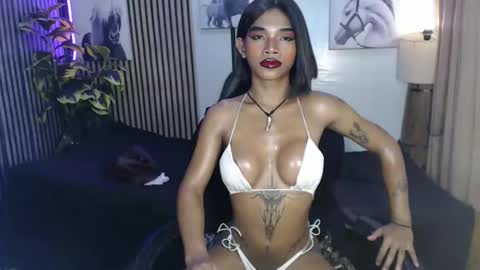 Snapshot of wildcock_tamarra chatting on 8, 4, 2026 wildcock_tamarra online show from 8, 4, 2026