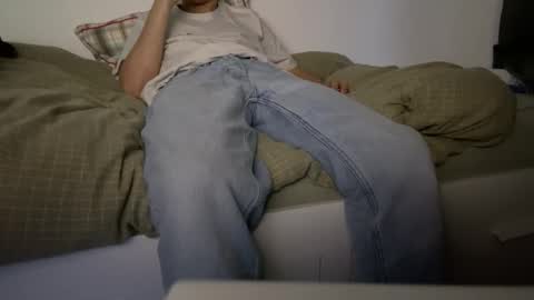 Snapshot of wilddesire18 chatting on 22, 12, 2025 wilddesire18 online show from 22, 12, 2025