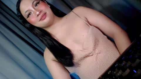 wildest_dream1 online show from 18, 7, 2026