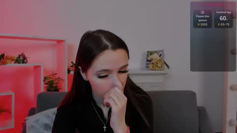 Snapshot of wildhoney_xo chatting on 2, 10, 2025 Kara online show from 2, 10, 2025