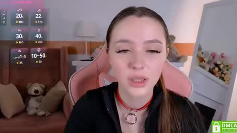 Snapshot of wildhoney_xo chatting on 20, 10, 2025 Kara online show from 20, 10, 2025
