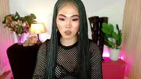 Snapshot of wildhotcore chatting on 14, 12, 2025 Lianelaiza online show from 14, 12, 2025