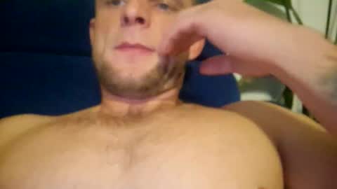 wildmike93 online show from 12, 10, 2025