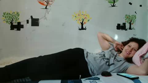 Snapshot of wildpersia chatting on 11, 2, 2025 WildPersia online show from 11, 2, 2025