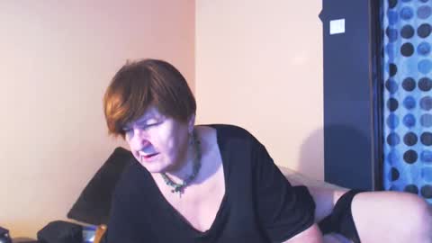 Snapshot of wildredcat chatting on 24, 1, 2025 WildRedCat online show from 24, 1, 2025