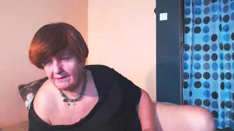 Snapshot of wildredcat chatting on 29, 1, 2025 WildRedCat online show from 29, 1, 2025