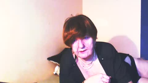 Snapshot of wildredcat chatting on 19, 2, 2025 WildRedCat online show from 19, 2, 2025