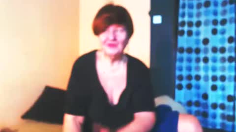 Snapshot of wildredcat chatting on 20, 2, 2025 WildRedCat online show from 20, 2, 2025