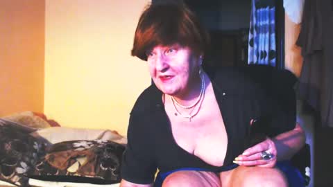 Snapshot of wildredcat chatting on 28, 2, 2025 WildRedCat online show from 28, 2, 2025