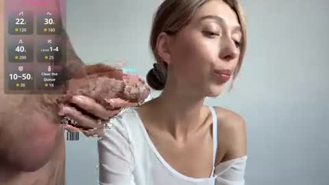 Snapshot of wildsable_ chatting on 12, 9, 2025 wildsable_ online show from 12, 9, 2025