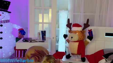 Snapshot of wildwifebarbie chatting on 11, 12, 2024 Angelica 49 online show from 11, 12, 2024