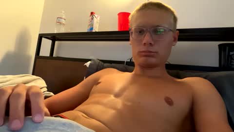 Snapshot of will598276 chatting on 4, 10, 2025 Will online show from 4, 10, 2025