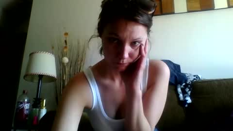 Snapshot of willblow1233 chatting on 21, 4, 2026 willblow1233 online show from 21, 4, 2026