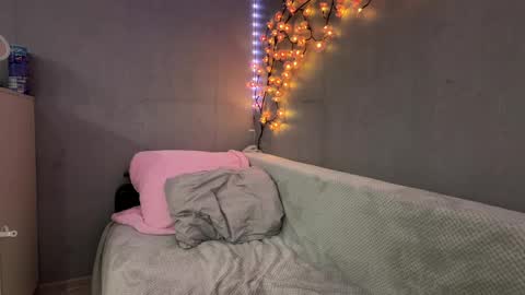 Olivia online show from 15, 4, 2026