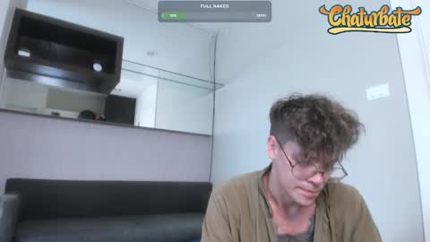 Snapshot of william_henry_a chatting on 10, 12, 2024 William online show from 10, 12, 2024