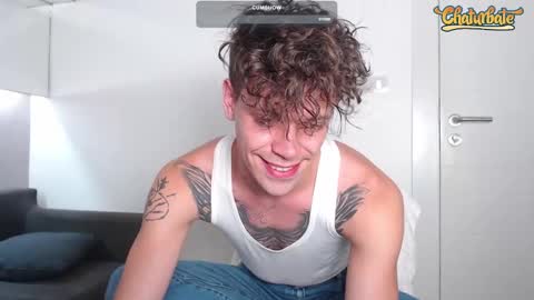 Snapshot of william_henry_a chatting on 12, 12, 2024 William online show from 12, 12, 2024