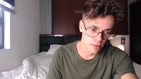 Snapshot of william_henry_a chatting on 24, 1, 2025 William online show from 24, 1, 2025